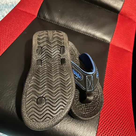 Kids flip flops - Picture 2 of 2